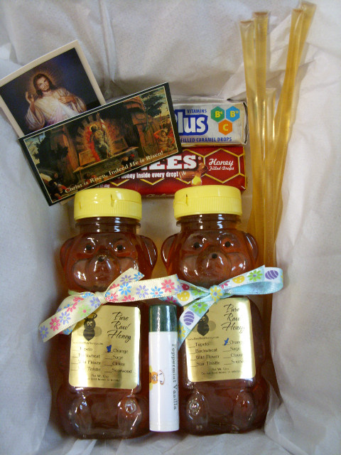Easter Gift Pack #2: 2 Honey Bears+1 Lip Balm+5 HoneyStix+2Pks Italian Honey Candy